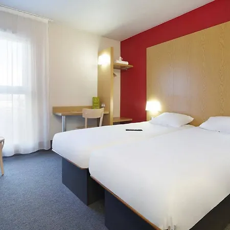 Paris Est מלון 2*